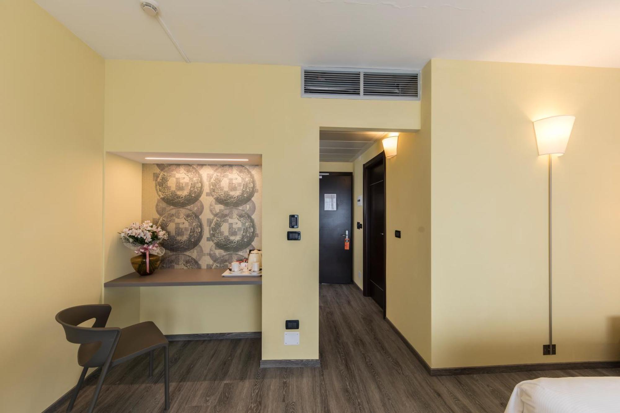 Hotel Donatello Imola Kültér fotó