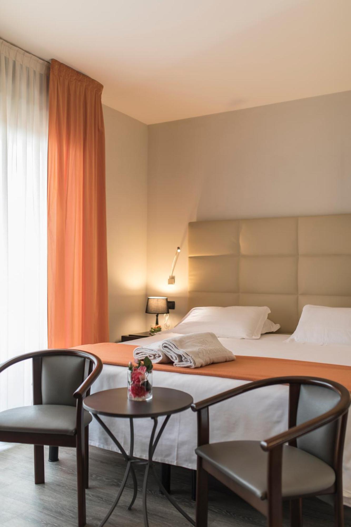Hotel Donatello Imola Kültér fotó