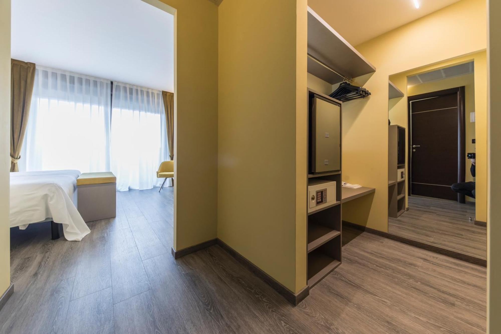 Hotel Donatello Imola Kültér fotó