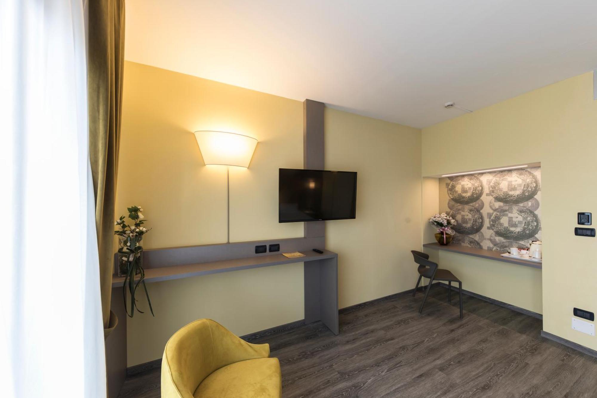 Hotel Donatello Imola Kültér fotó