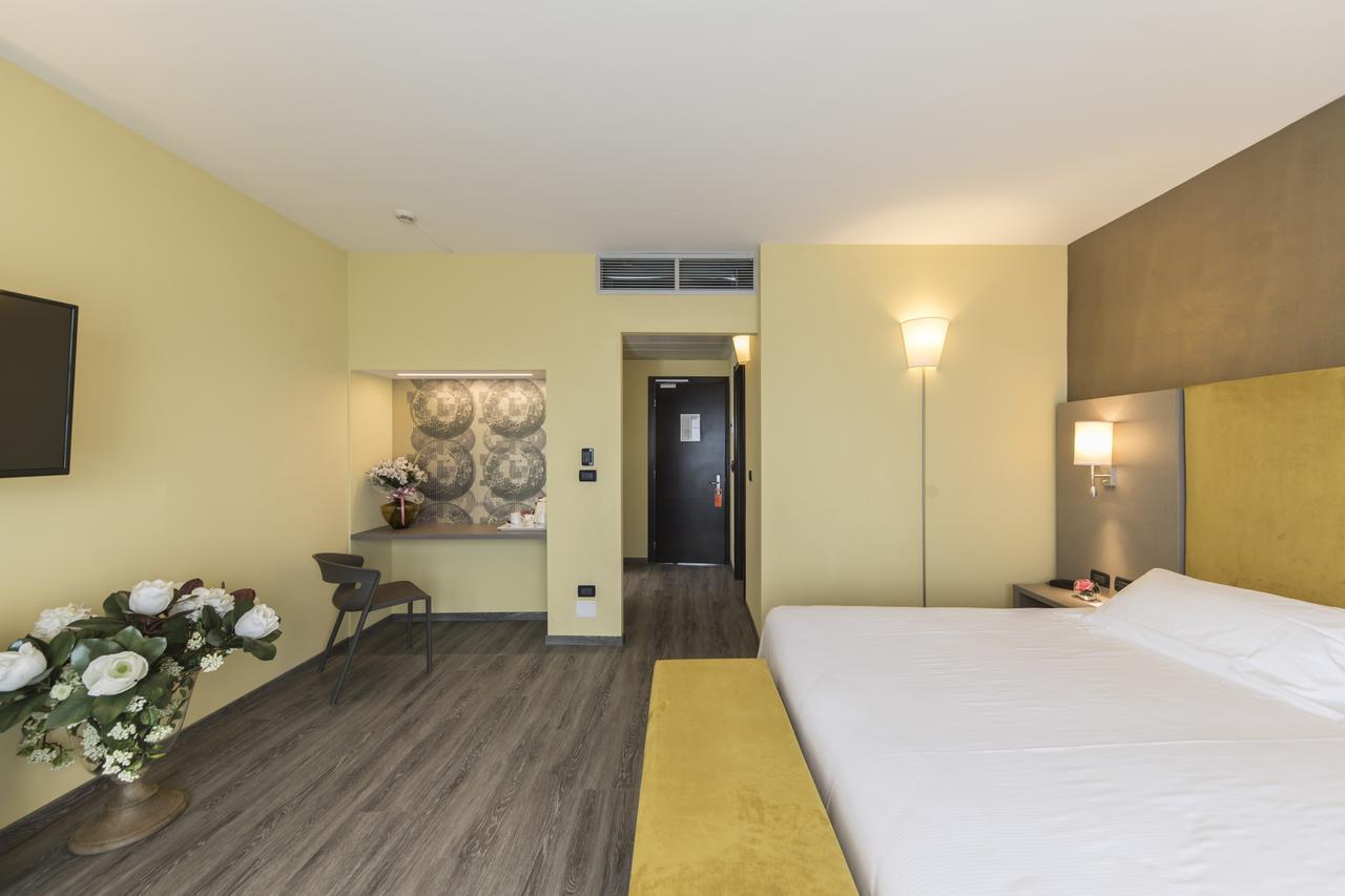 Hotel Donatello Imola Kültér fotó
