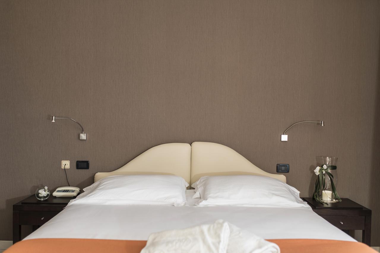 Hotel Donatello Imola Kültér fotó