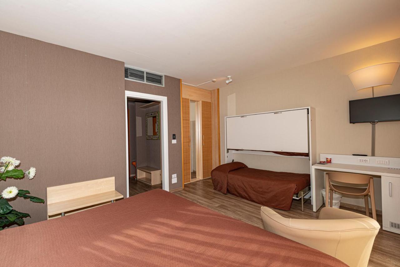 Hotel Donatello Imola Kültér fotó